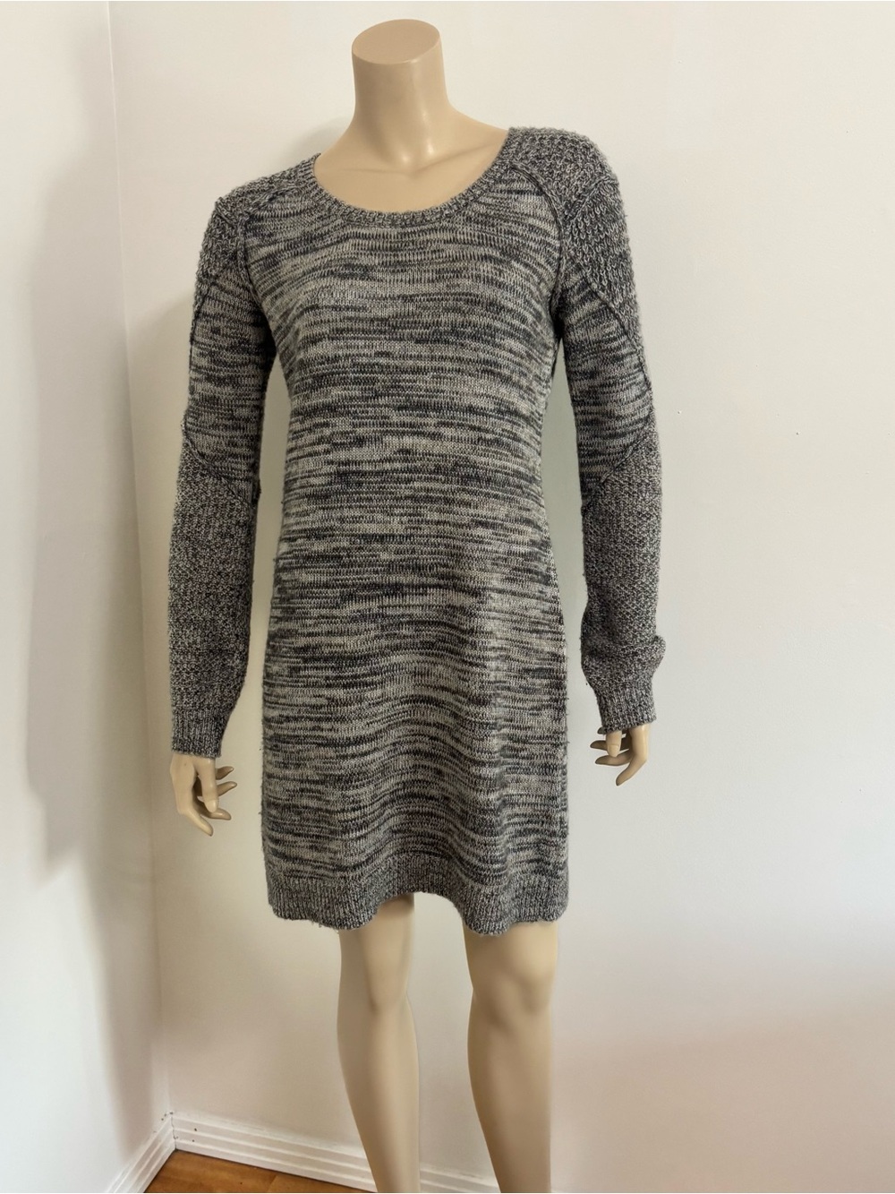 Gray Marled Knit Sweater Dress - Casual Long Sleeve Size Medium